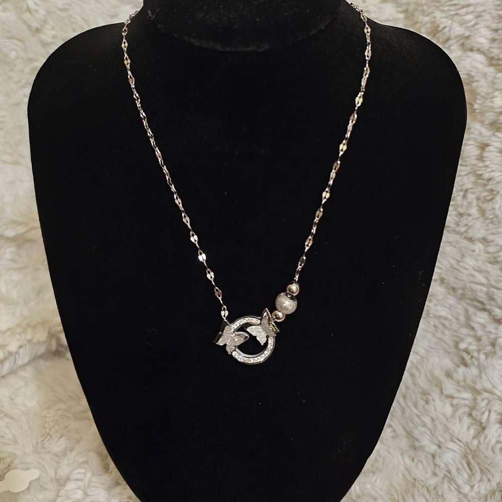 Silver Minimalist Toggle Clasp Necklace